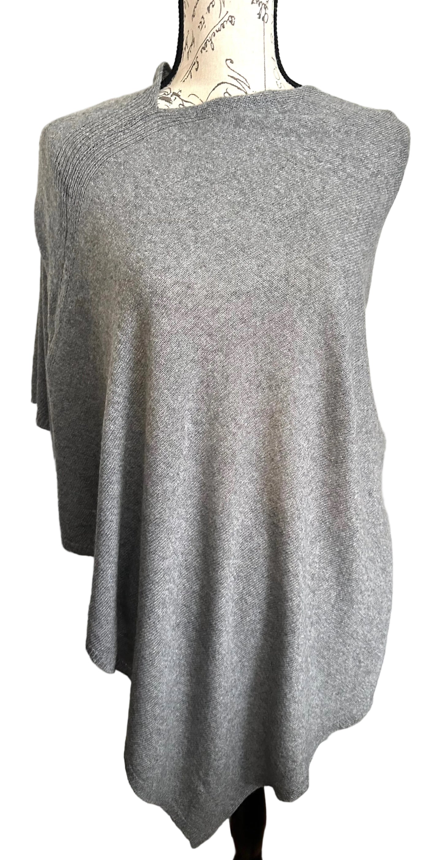 Cashmere thin Poncho/Shawl from Italy